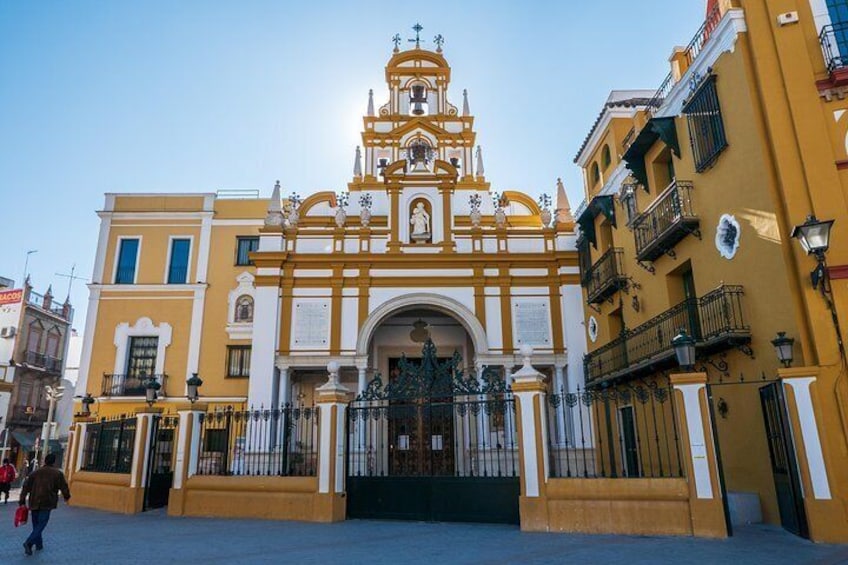 Private tour Seville Macarena neighborhood
