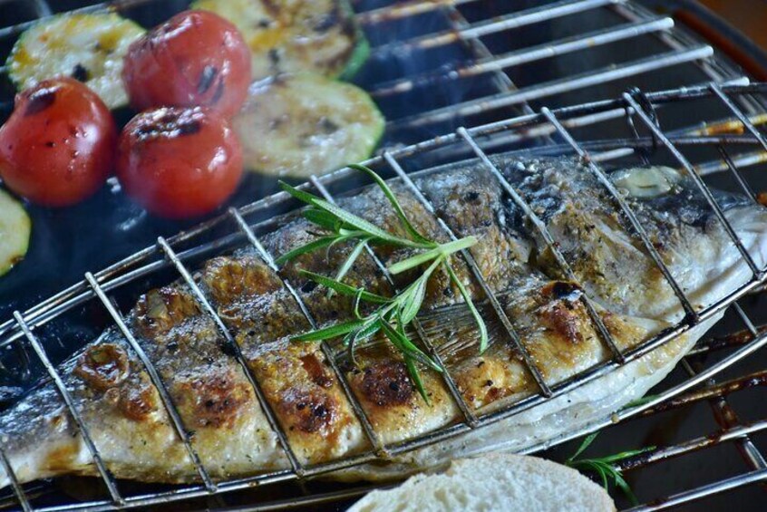 Mykonos Private Catamaran Cruise: BBQ & Drinks (Pick-up Included)