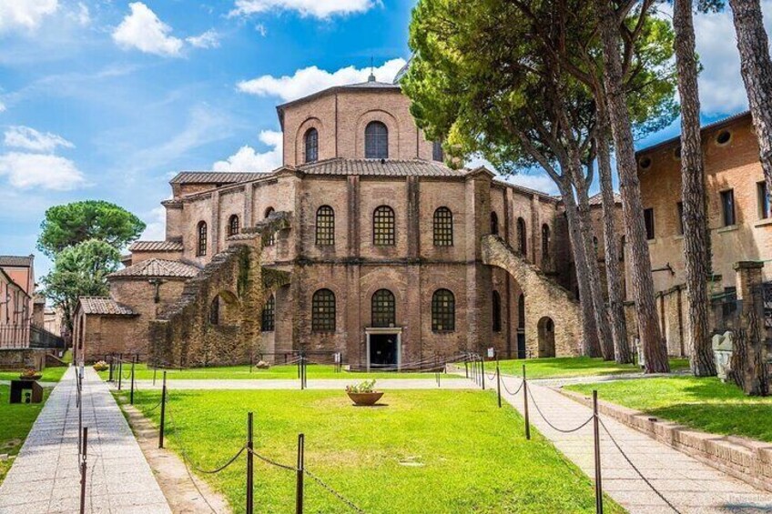 Private Day Trip to Mosaics and Dante’s Tomb in Ravenna