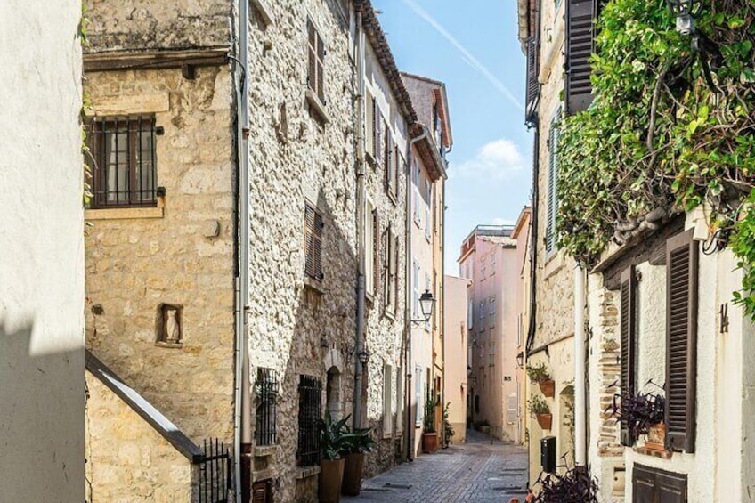  Saint-Paul-de-Vence, Antibes and Cannes Private Tour