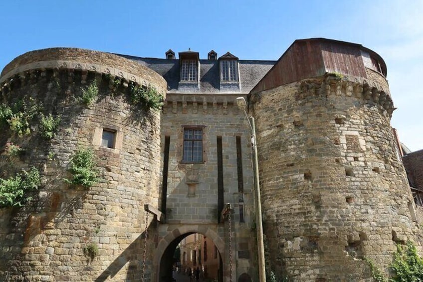 Rennes Self Guided Historical Walking Tour