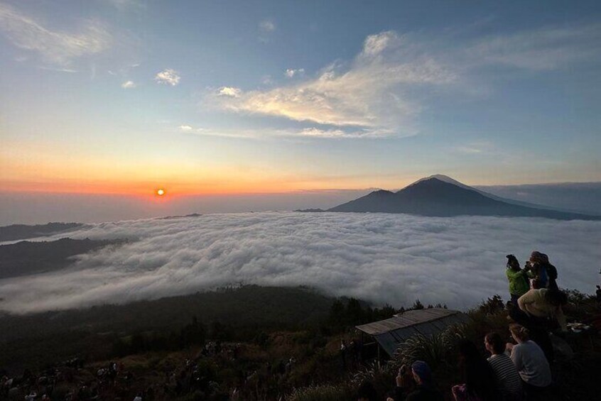 Mount Batur Sunrise Trekking and Hotspring