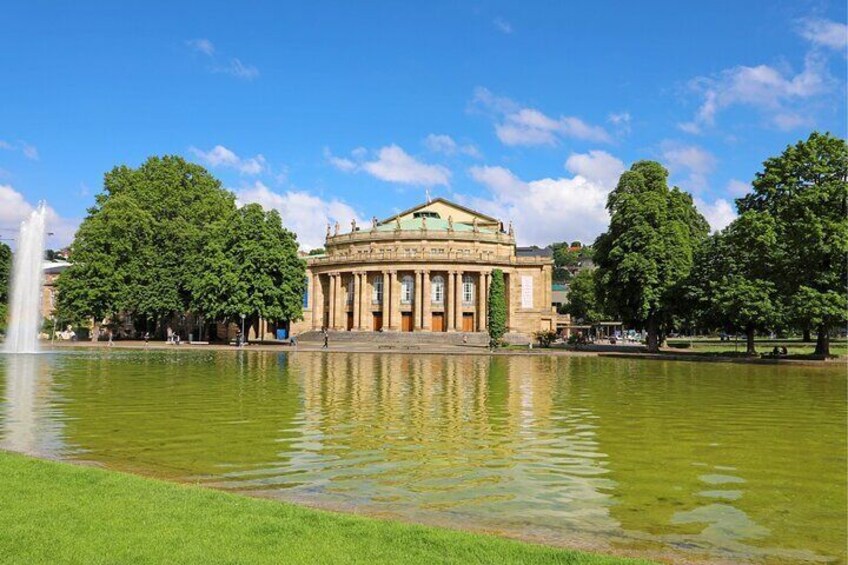 Stuttgart Scavenger Hunt and Highlights Self-Guided Tour