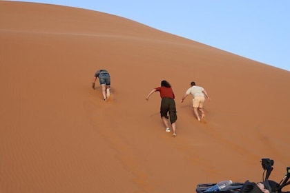 6 Days Tour From Tangier To The Desert Of Merzouga Through Fes