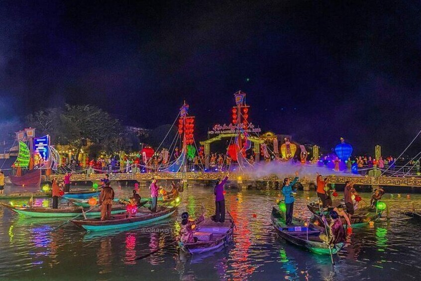 Hoi An Half Day City Tour and Lantern Release Experience