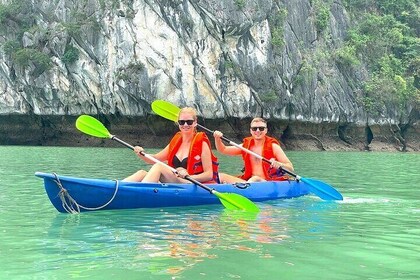 Discover Lan Ha Bay:2-Hour Private Canoe Experience from Halong