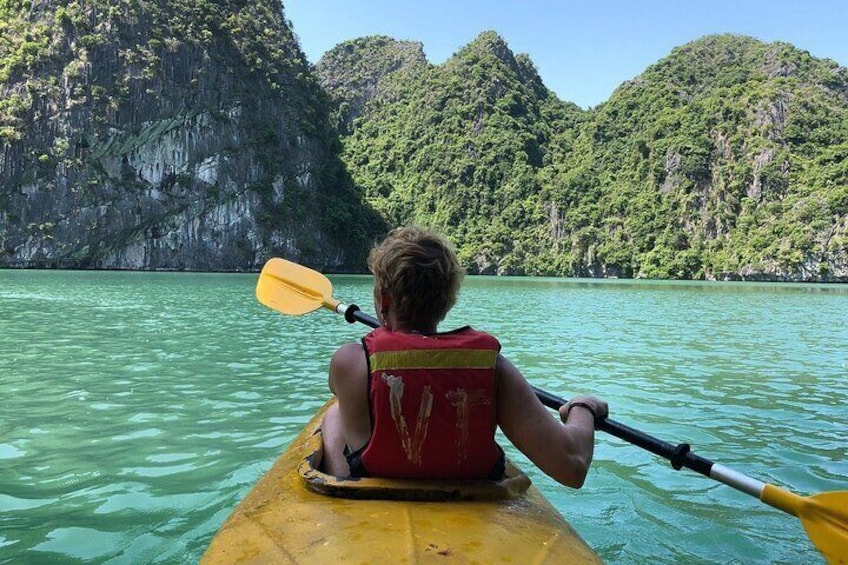 Discover Lan Ha Bay:2-Hour Private Canoe Experience from Halong