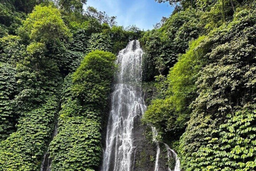 North Bali Ulundanu Temple, Handara Gate , Waterfall