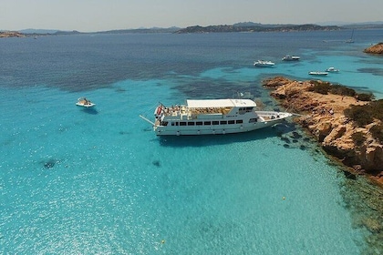 Daily cruise in the La Maddalena Archipelago