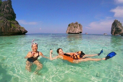 Ko Lanta's Unique 4-Island Long-Tail Snorkeling Tour w/ Lunch