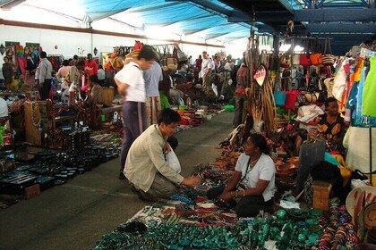 Nairobi Airport Stopover Shopping Artefacts at Maasai Market