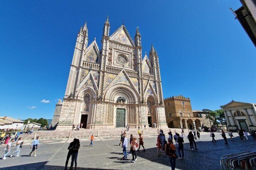 Private Tour to Assisi and Orvieto a Full Day from Rome