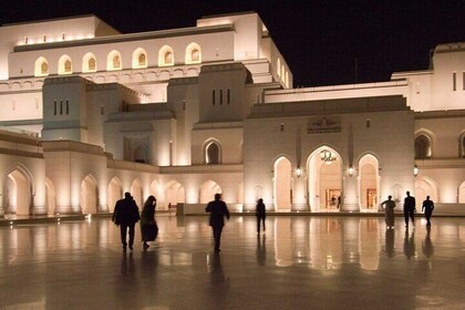 Budgetfreundliche Abend-Muscat-Stadtrundfahrt