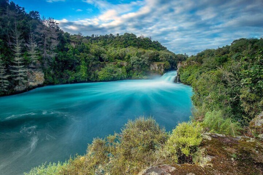 Nature’s Best Blue Springs, Huka Falls & Redwoods Day Tour