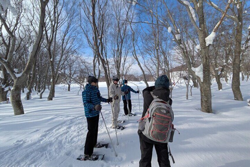 Winter Bites : Taste a Local Flavor in Snow Trek