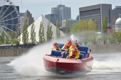 Guided Speed Boating Tour from City centre Montreal