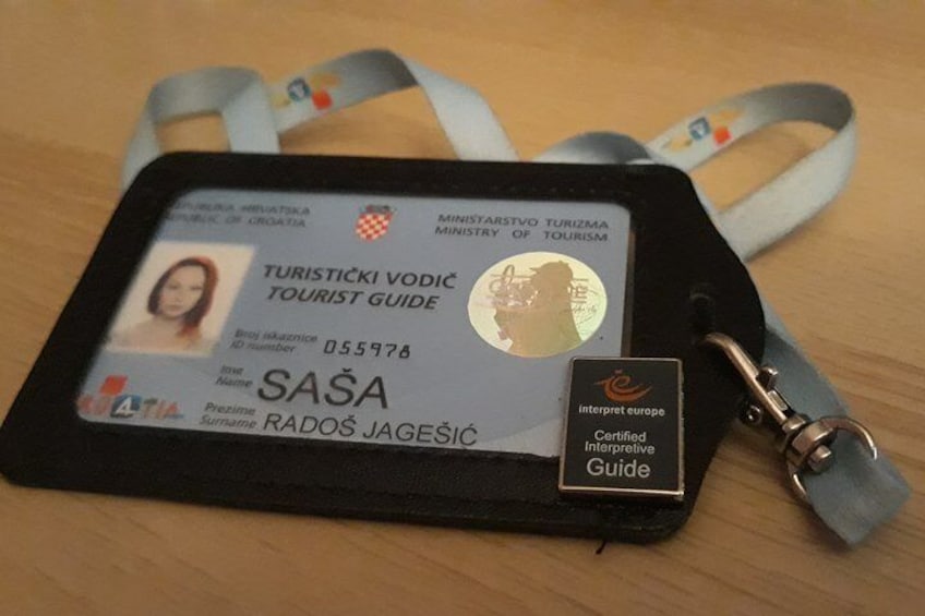 Local license, issued by the Ministry of Tourism + Certified Interpretive Guide badge issued by Interpret Europe