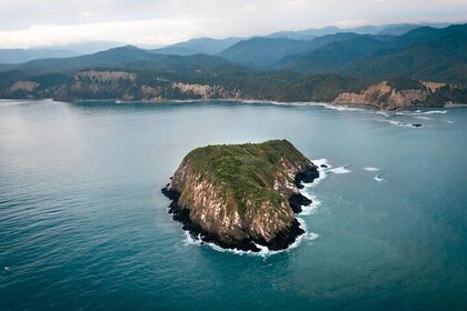 Magical Islands Tour: Snorkel, Kayak, Subwing in Turquoise Waters