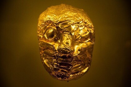The Museum of Gold with a Specialized Social Scientist