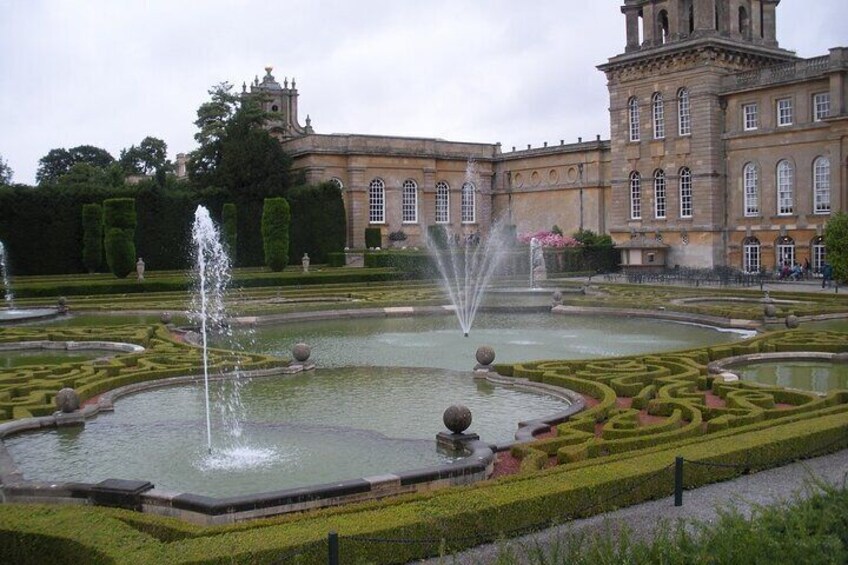 Private Tour to Blenheim Palace with Tickets from London