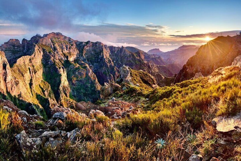 Sunrise Hike Pico do Arieiro to Pico Ruivo