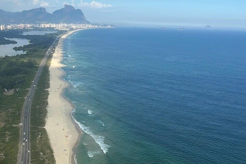 Rio de Janeiro: Helicopter tour on the beaches - 15 min