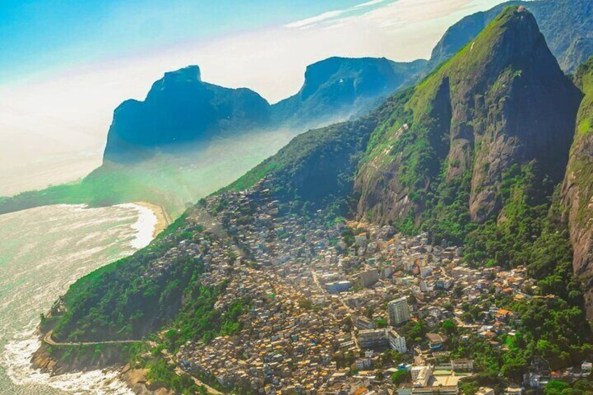 Rio de Janeiro: Helicopter flight in Christ the Redeemer