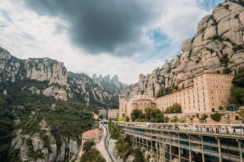 5 Hour Montserrat Mountain and Cultural Escape