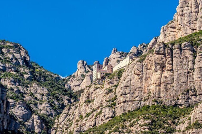 5 Hour Montserrat Mountain and Cultural Escape