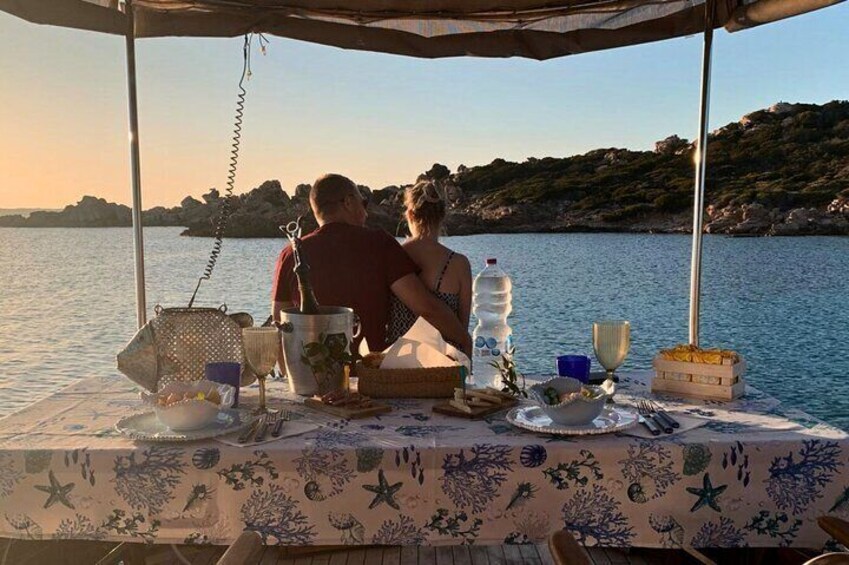 Private Sunset Boat Tour to La Maddalena Archipelago from Palau