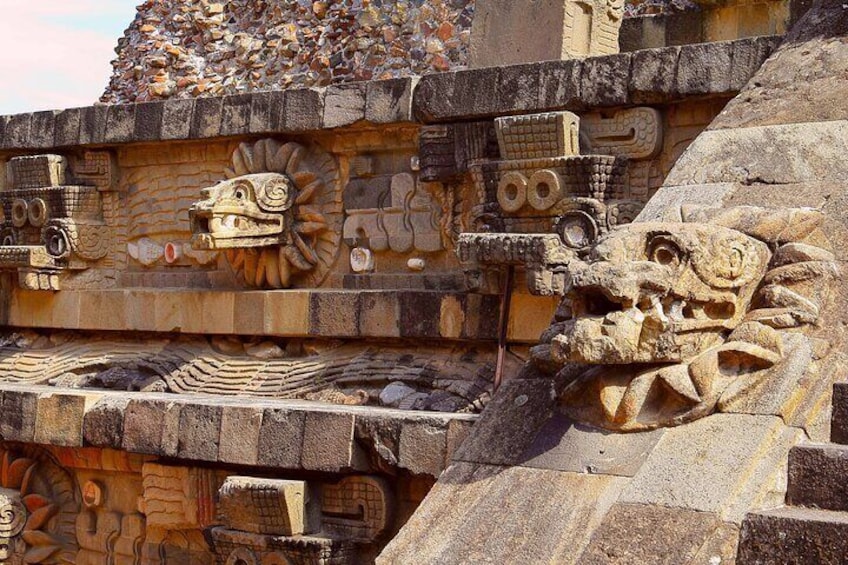 Self Guided Walking Tour of Teotihuacan Pyramids (no ticket)