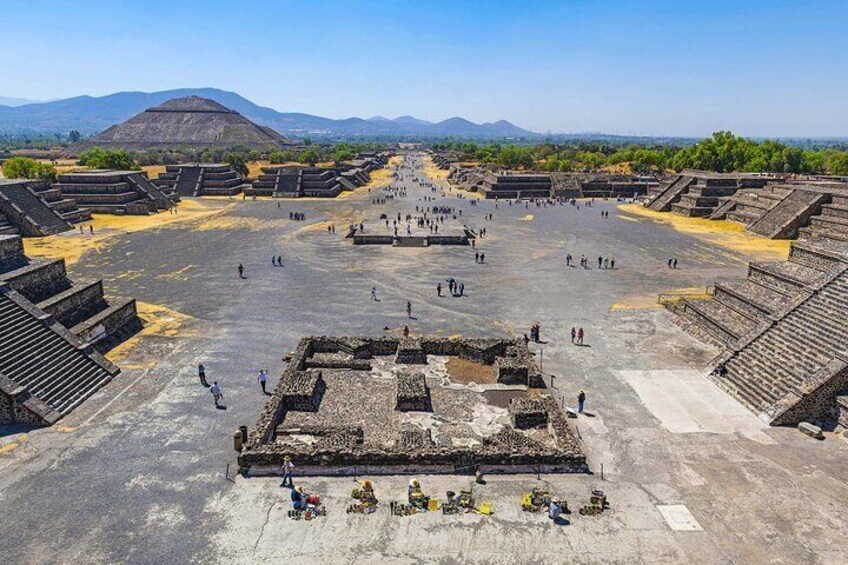 Self Guided Walking Tour of Teotihuacan Pyramids (no ticket)