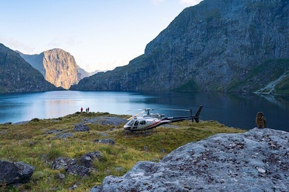 Milford Sound Small Group Tour from Te Anau - Helicopter Return