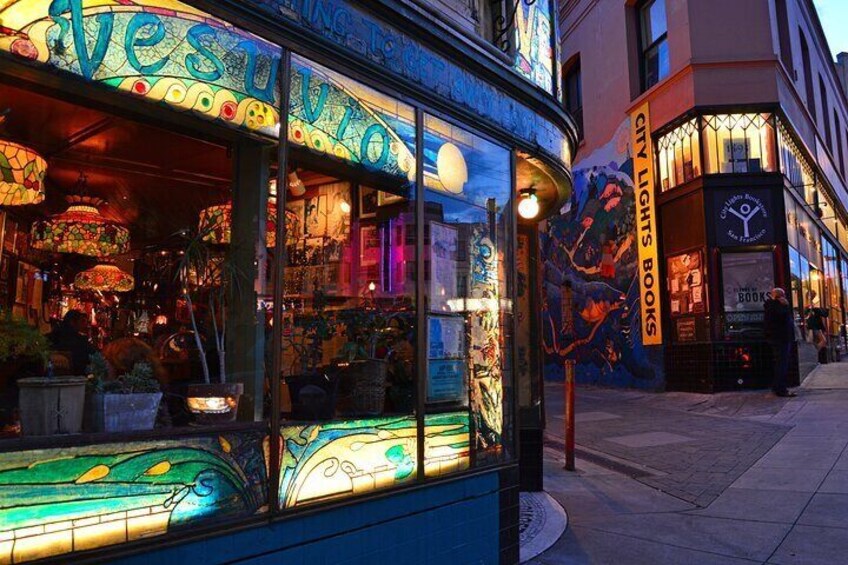 North Beach and Chinatown Smartphone Guided Walking Tour 