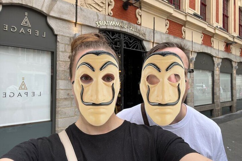 Escape game robbery in the city