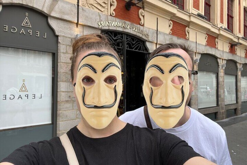 Escape game robbery in the city