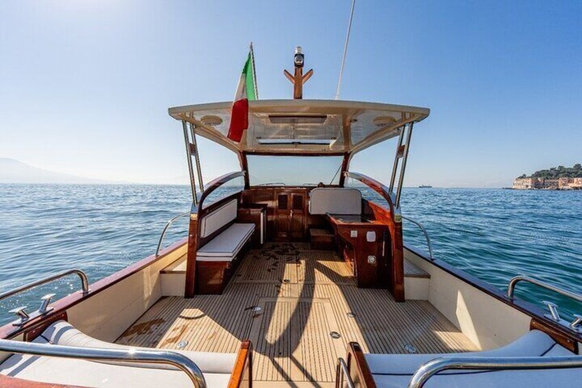  Private Boat to Islands of Ischia and Procida