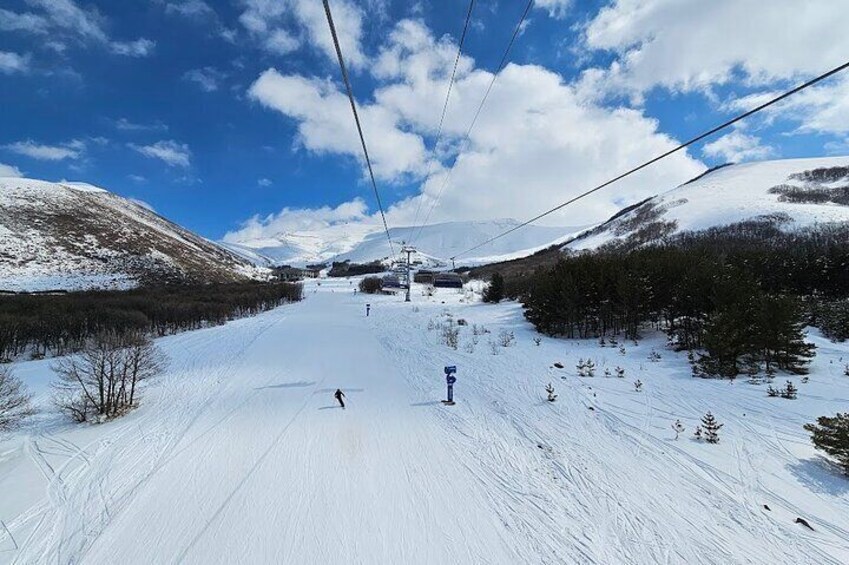 From Yerevan Myler Ski Resort and Saghmosavank Monastery Day Tour