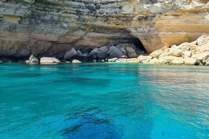 Tour of the island of Ortigia Nature Reserve with Lunch