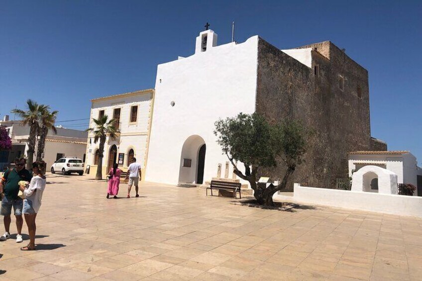 Ibiza Formentera Bike Tour with Transfer and Fast Ferry