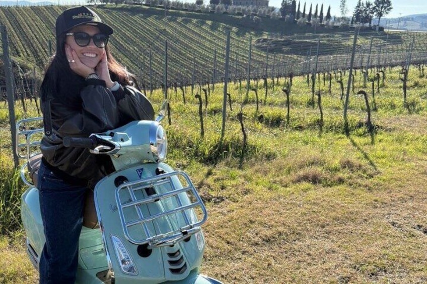 Tuscany Vespa tour with Lunch and Wine tasting in Chianti area