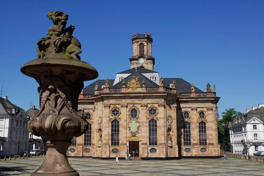 Saarbrücken in 60 minutes walking tour with a Local