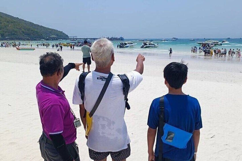 Coral Island Pattaya by Speed Boat with Lunch from Bangkok 