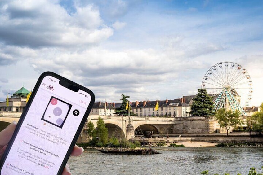 Visit the city by playing and having fun