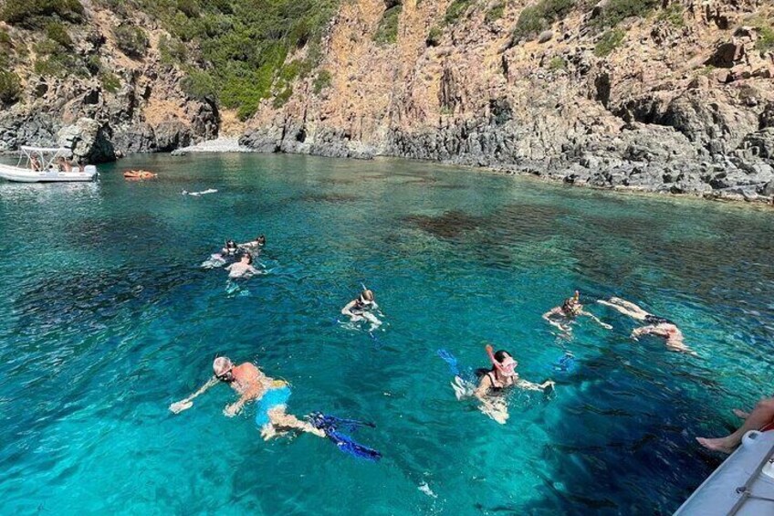 Bosa snorkelling in Capo Marrargiu