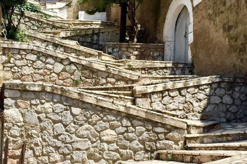 Arachova