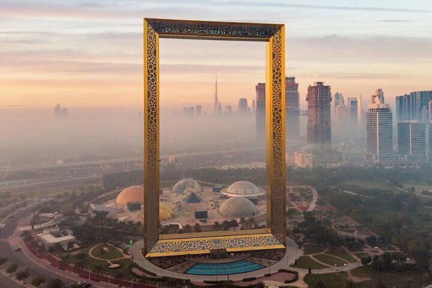 Discover the city’s evolution, all from the heights of Dubai Frame.