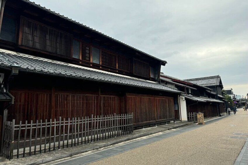 Gifu Half Day Private Tour Castle, Great Buddha and Old Town