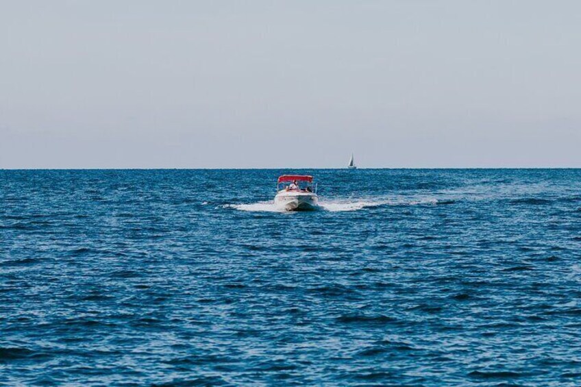 4-Hours Speed Boat Trip to Your Chosen Destination - Hurghada