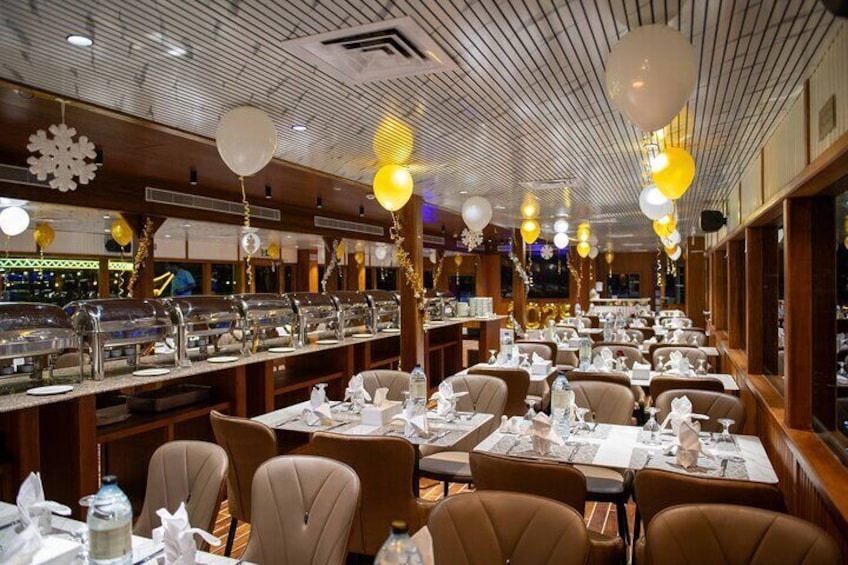 Luxury Dinner Cruise 2 Hour Live Shows & Drink Package